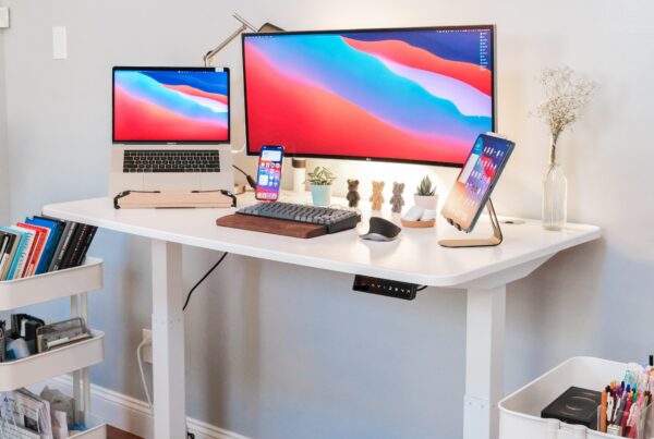 How to find the right desk for your office?